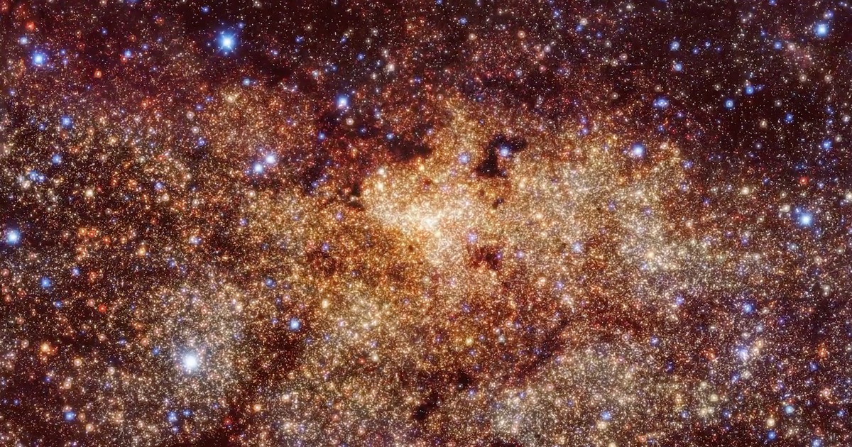 Космический прорыв ученых. Впервые получен снимок черной дыры в центре Млечного Пути (фото)