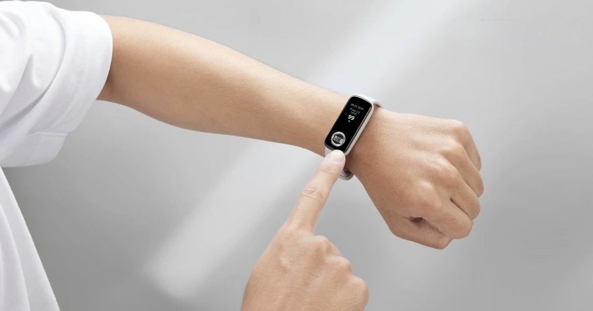 Asus представила первый в мире фитнес-браслет с поддержкой ЭКГ